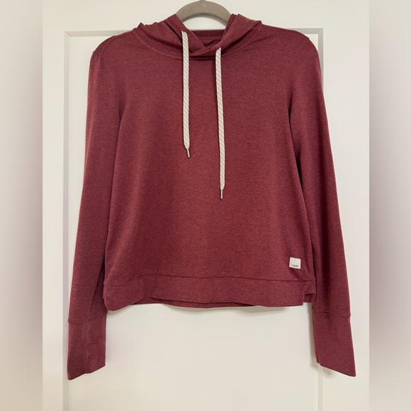 Vuori Tops - Vuori Halo Essential Hoodie